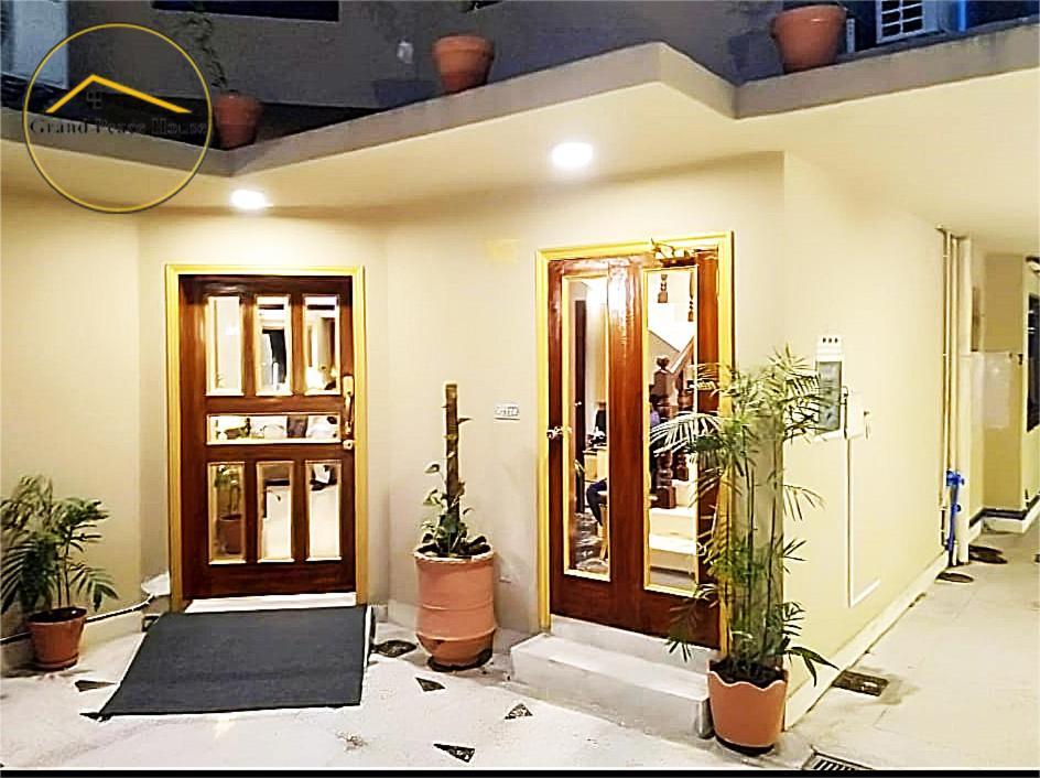 Grand Peace House II Bed & Breakfast Исламабад Екстериор снимка