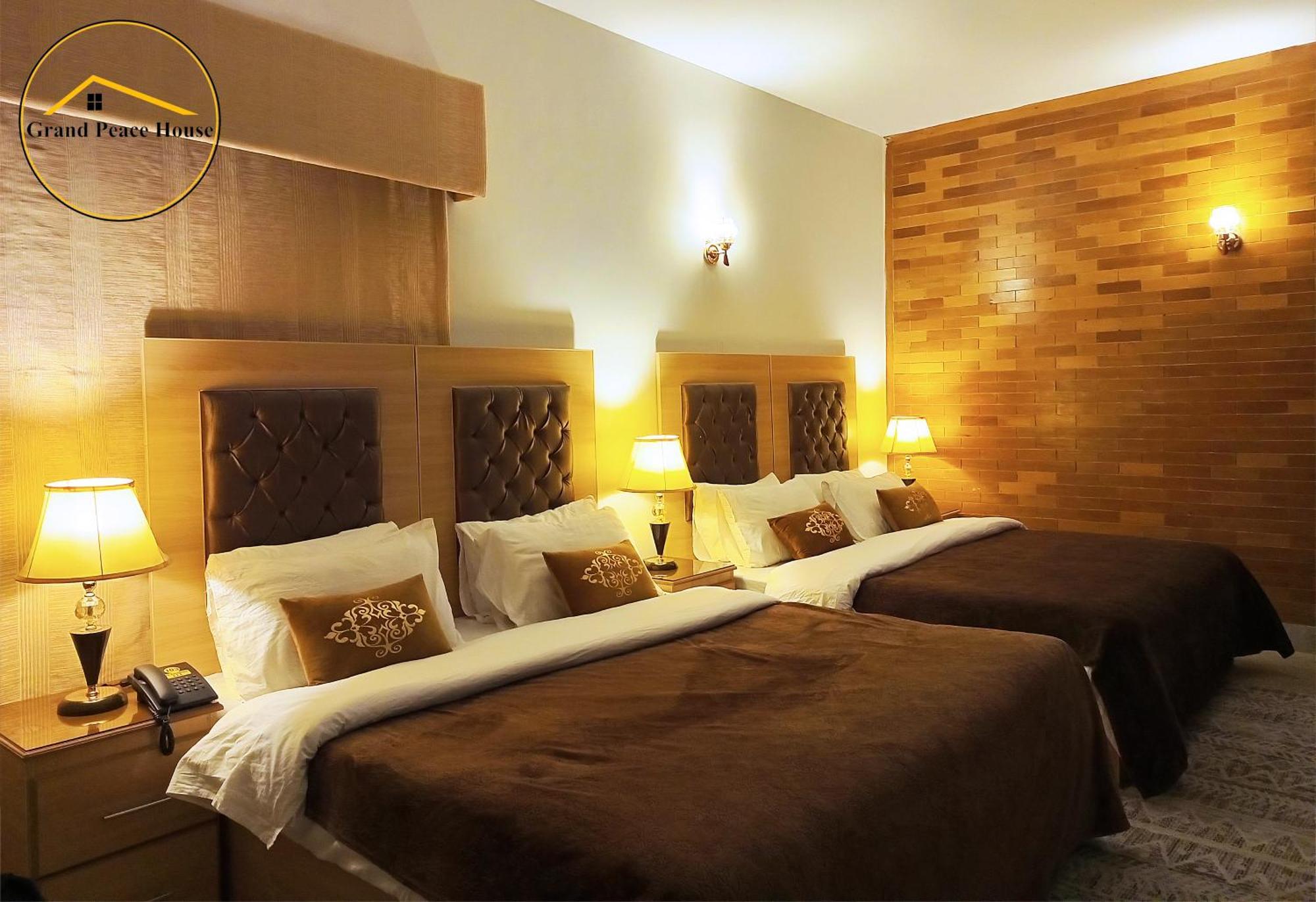 Grand Peace House II Bed & Breakfast Исламабад Екстериор снимка
